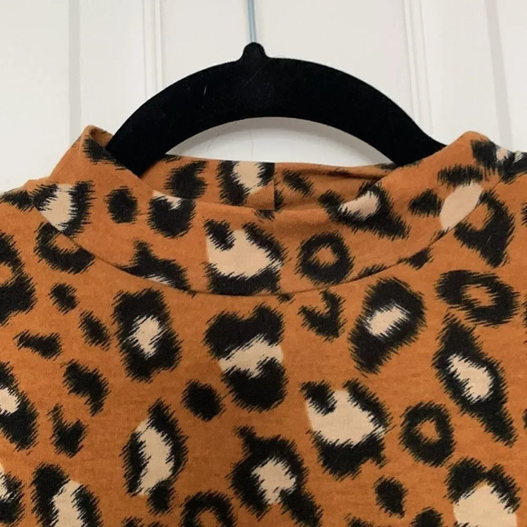 Forever21 Leopard Mock Neck Dress - Picture 3 of 6